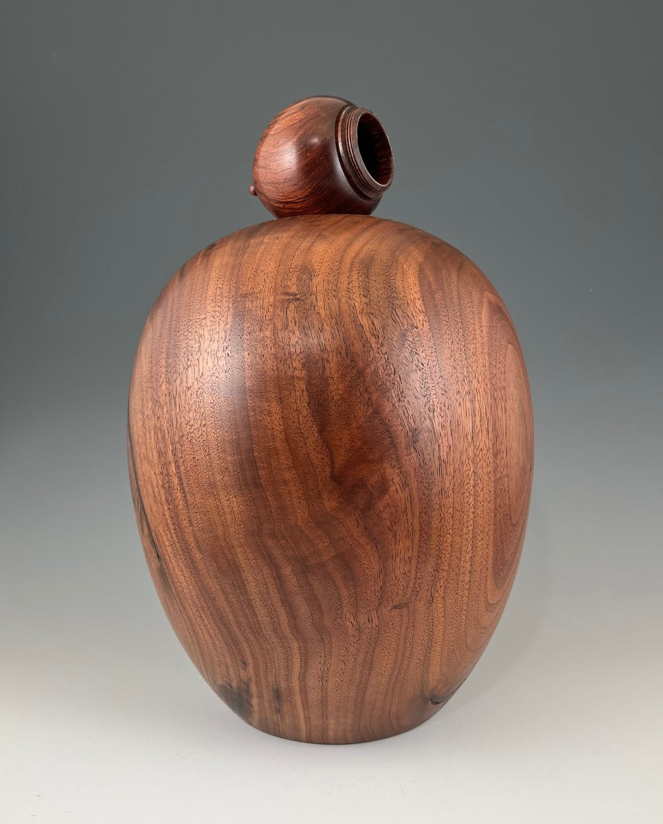 Display Urn